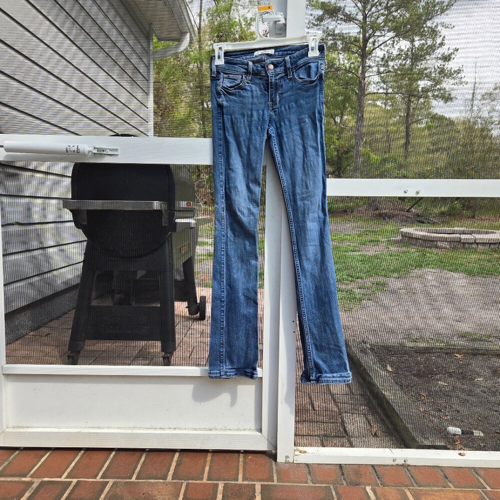 Hollister women's jeans